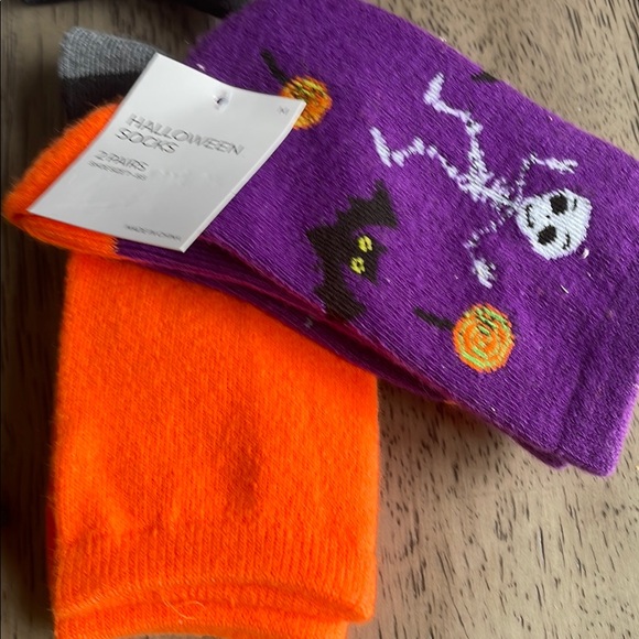 Kid’s Halloween Themed Socks Set - Four 2 Packs - Picture 4 of 11
